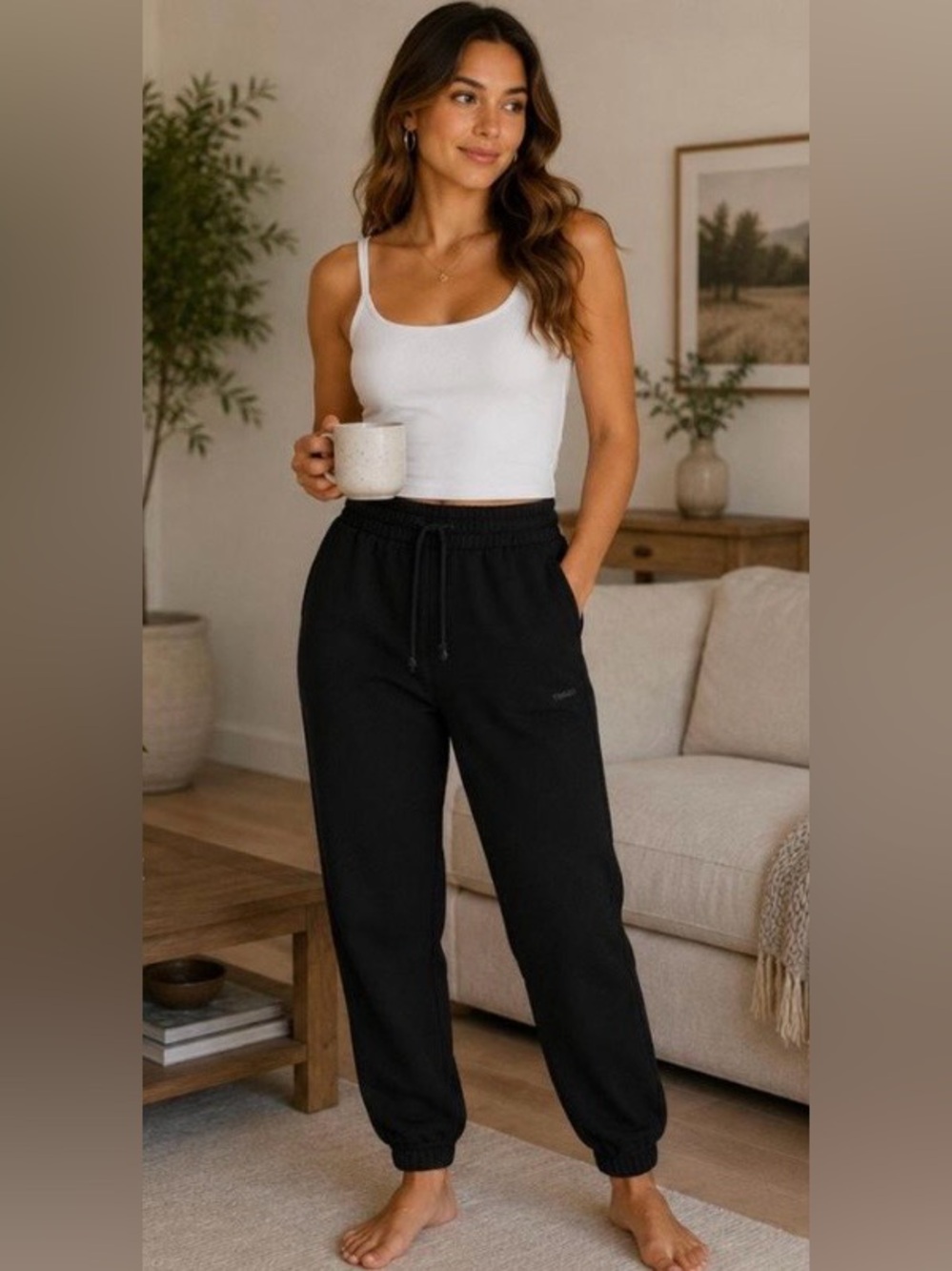 TNA Aritzia Black Sweatfleece Cozy Fleece Boyfriend Fit Joggers Size Medium